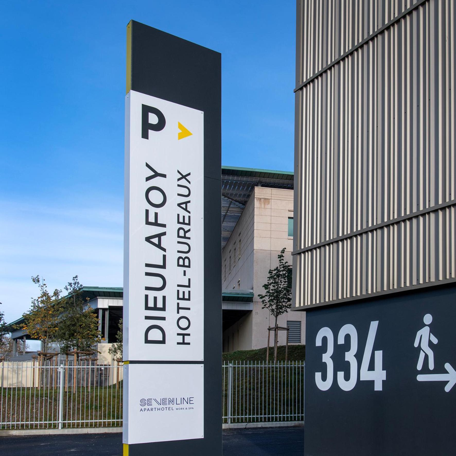 Sevenline Purpan Toulouse Exterior foto
